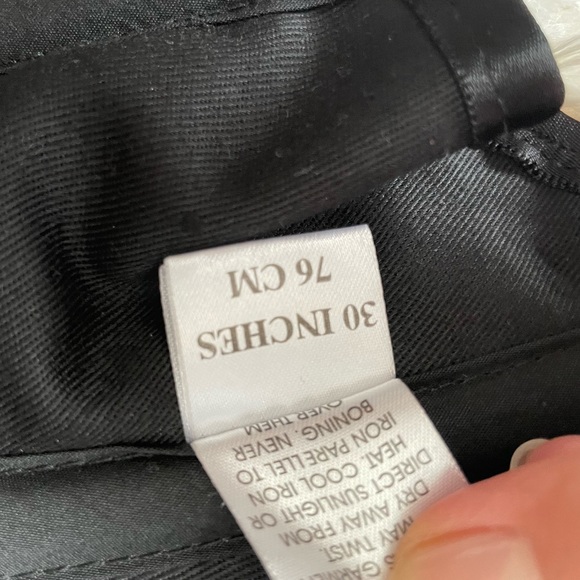 Black Steel Boned Lace Up Corset - Picture 8 of 9